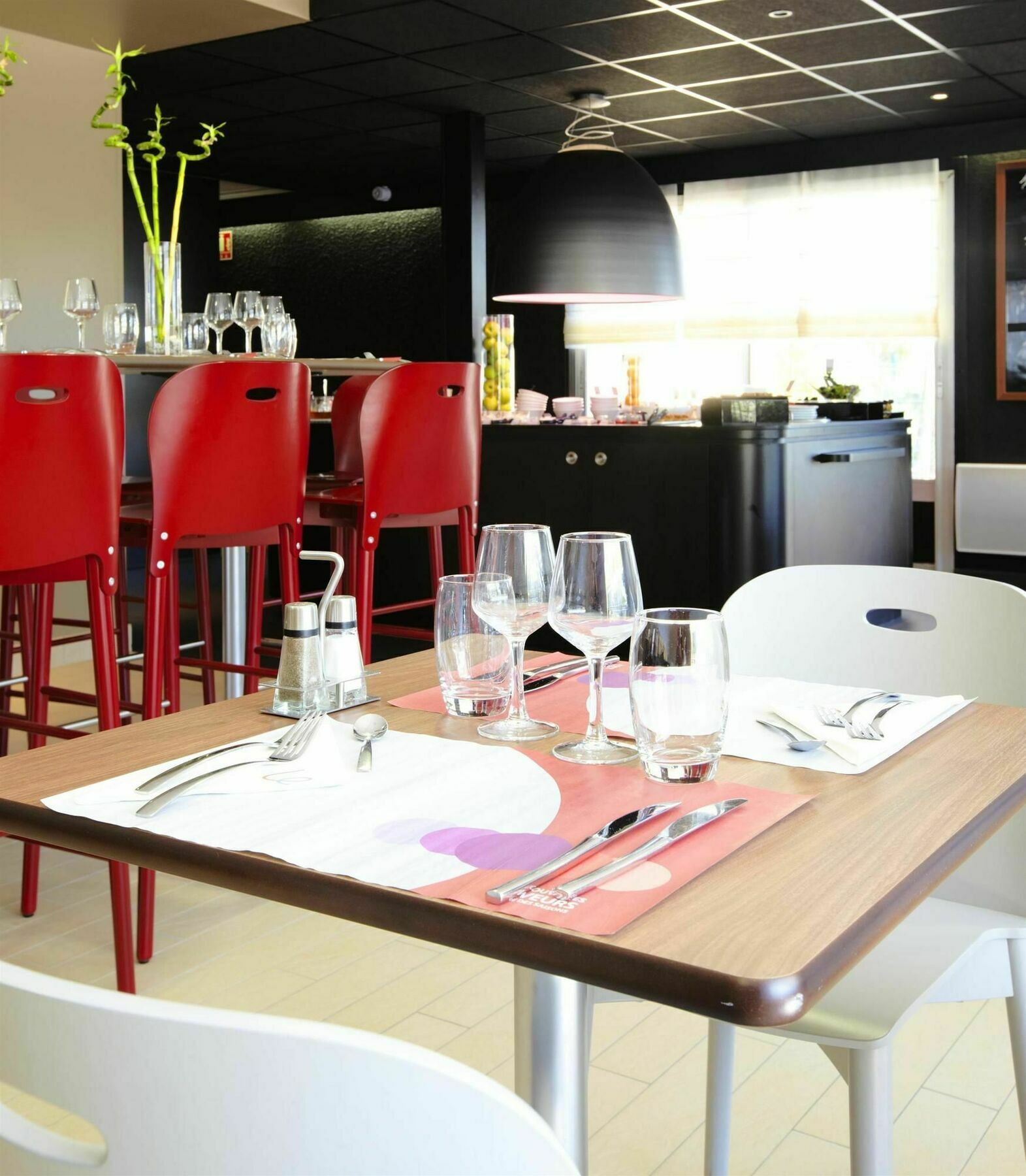 Kyriad Direct Marseille Ouest - Martigues Nhà hàng bức ảnh